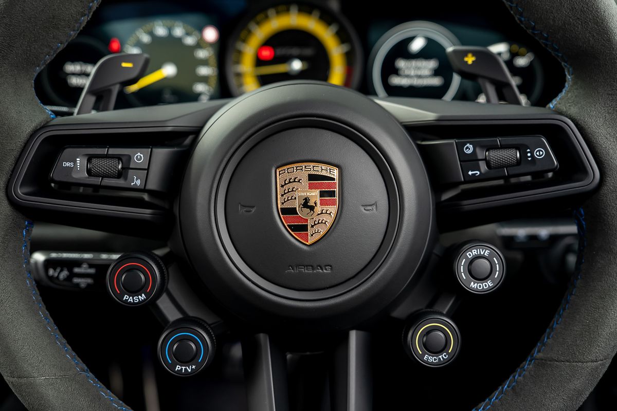 PORSCHE 911 992 GT3 RS WEISSACH