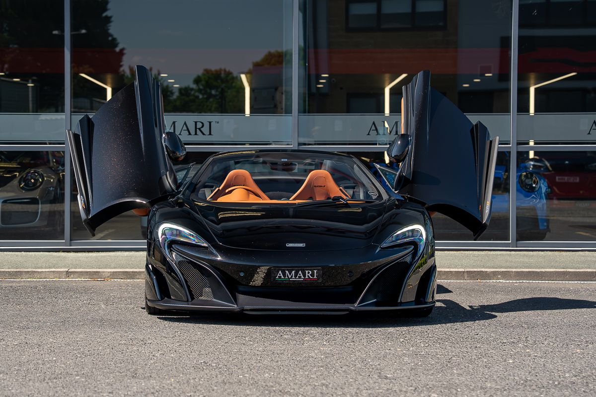 MCLAREN 675LT SPIDER V8 SSG