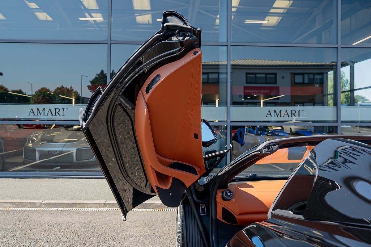 MCLAREN 675LT SPIDER V8 SSG