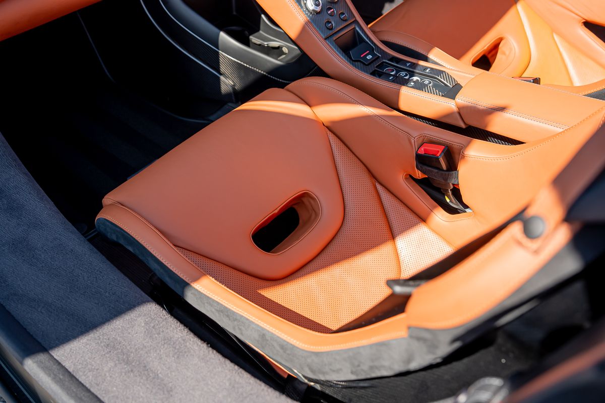 MCLAREN 675LT SPIDER V8 SSG