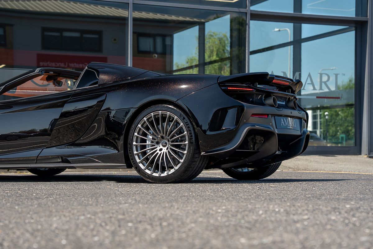 MCLAREN 675LT SPIDER V8 SSG