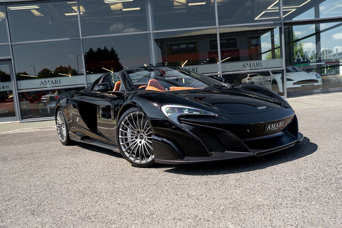 MCLAREN 675LT SPIDER V8 SSG
