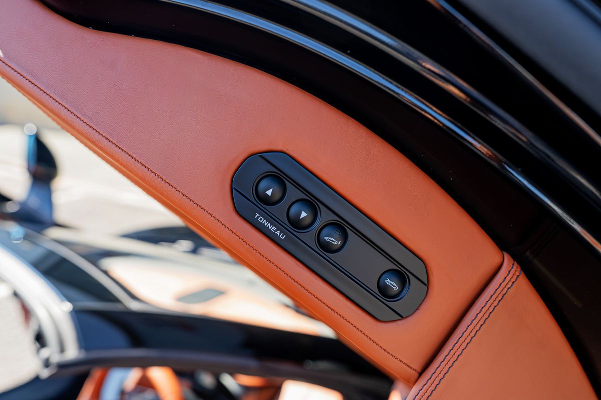 MCLAREN 675LT SPIDER V8 SSG