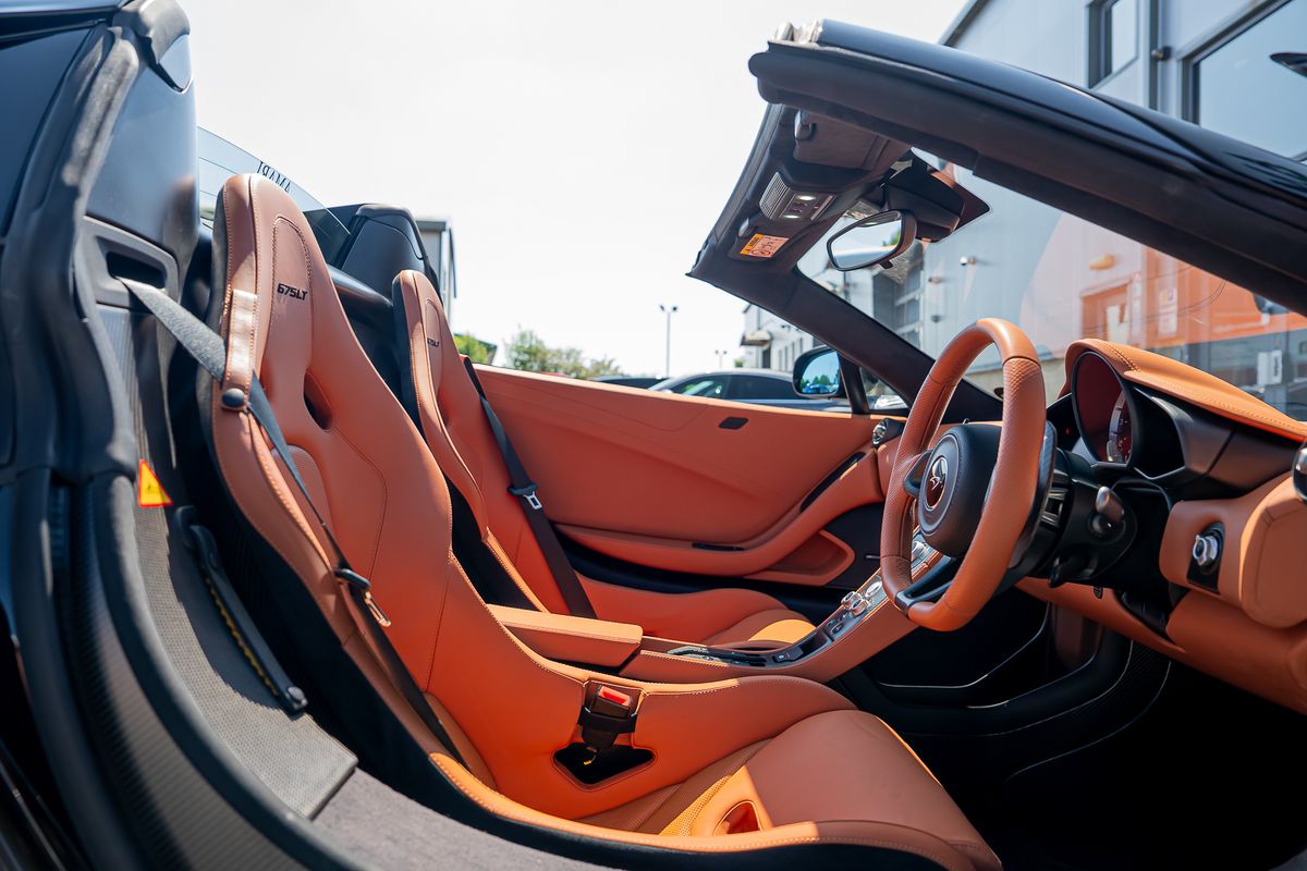 MCLAREN 675LT SPIDER V8 SSG