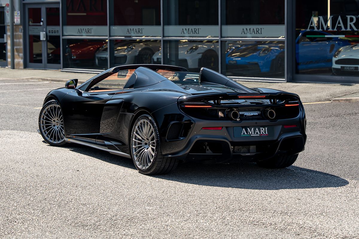 MCLAREN 675LT SPIDER V8 SSG