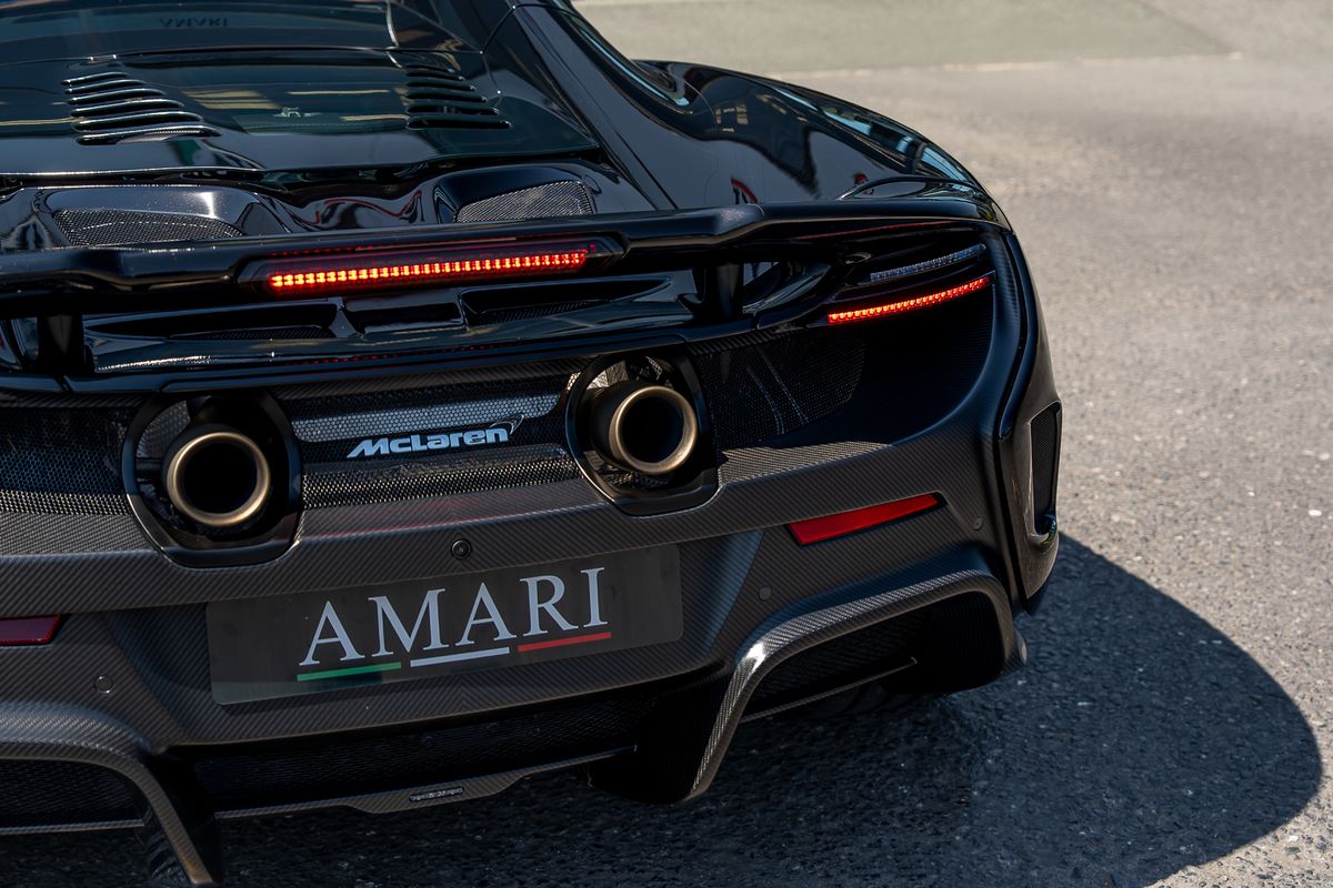 MCLAREN 675LT SPIDER V8 SSG