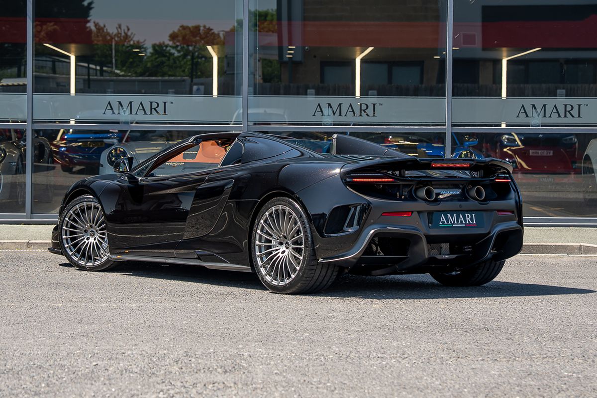 MCLAREN 675LT SPIDER V8 SSG