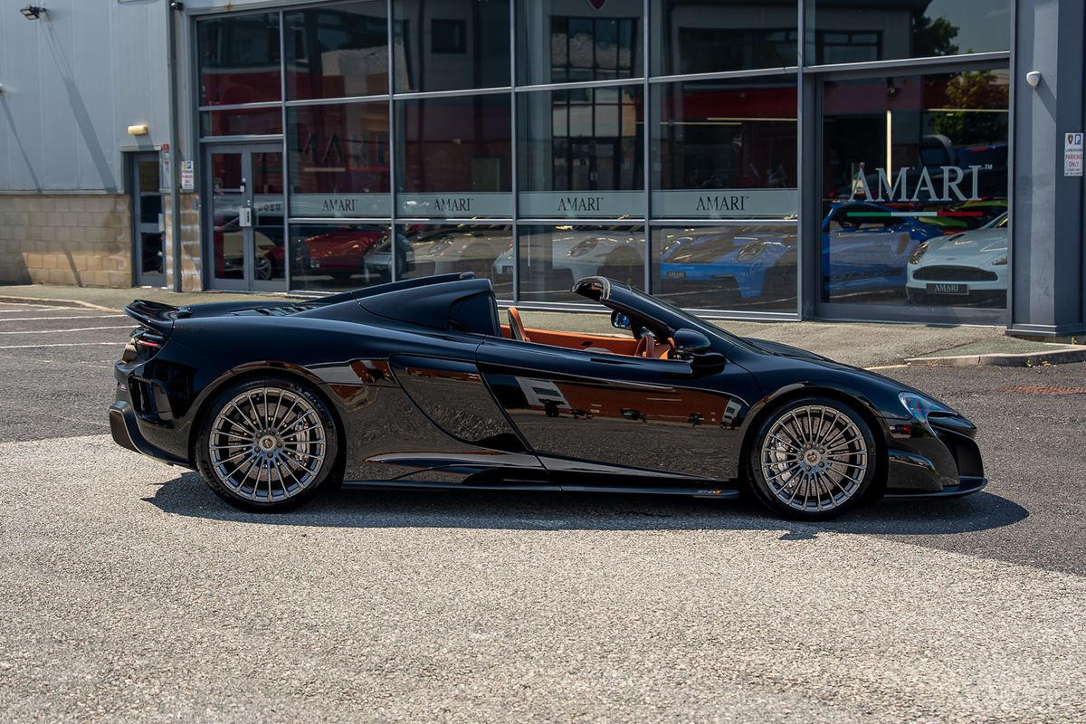 MCLAREN 675LT SPIDER V8 SSG