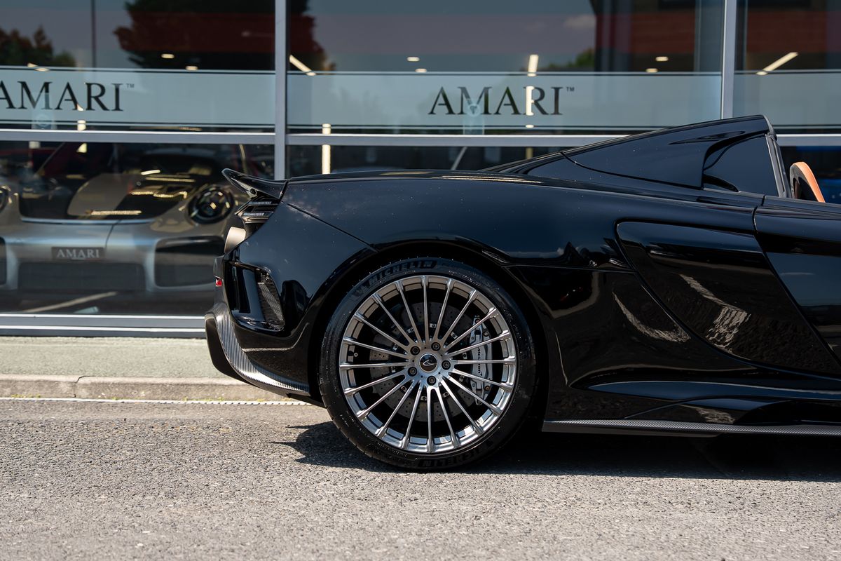 MCLAREN 675LT SPIDER V8 SSG