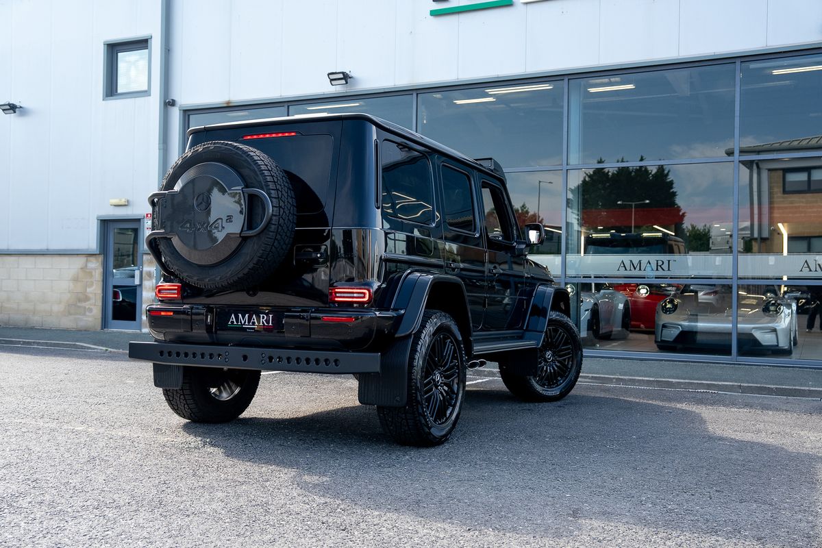 MERCEDES BENZ AMG G 63 4x4 SQUARED - VAT Q