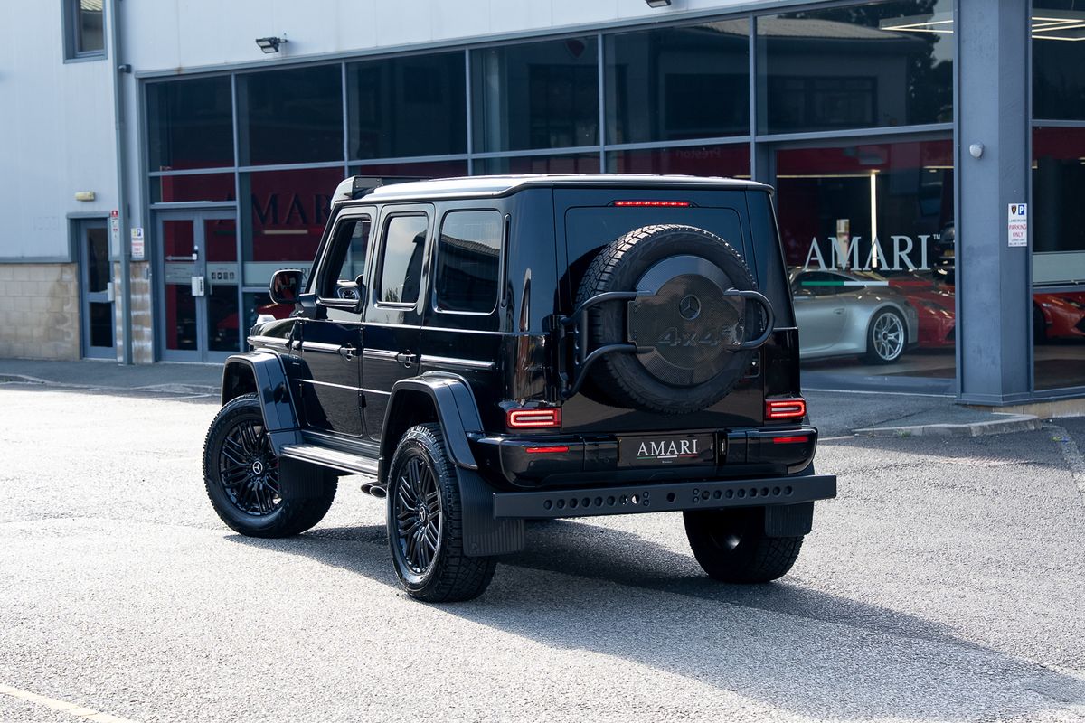 MERCEDES BENZ AMG G 63 4x4 SQUARED - VAT Q