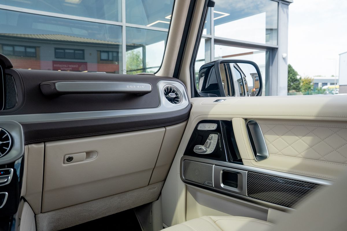 MERCEDES BENZ AMG G 63 4x4 SQUARED - VAT Q