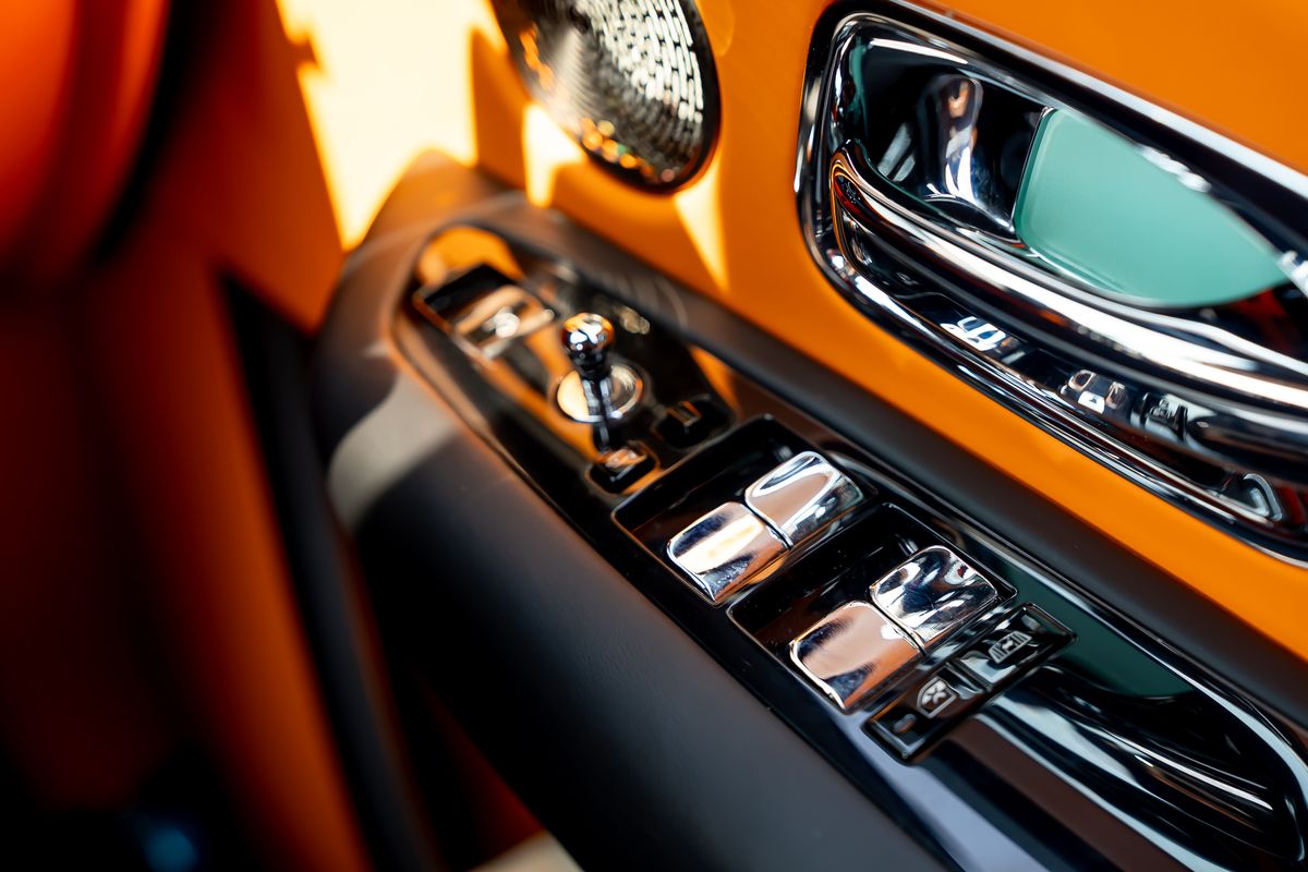 ROLLS ROYCE CULLINAN V12 V12