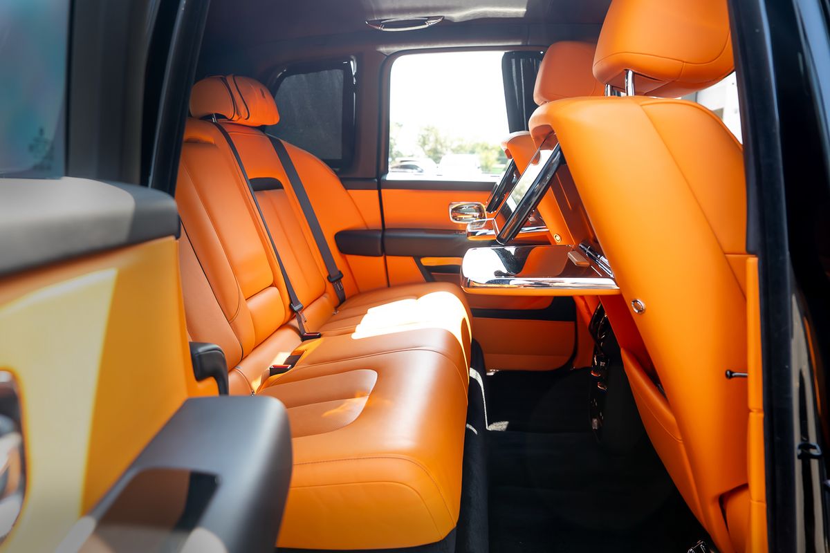 ROLLS ROYCE CULLINAN V12 V12