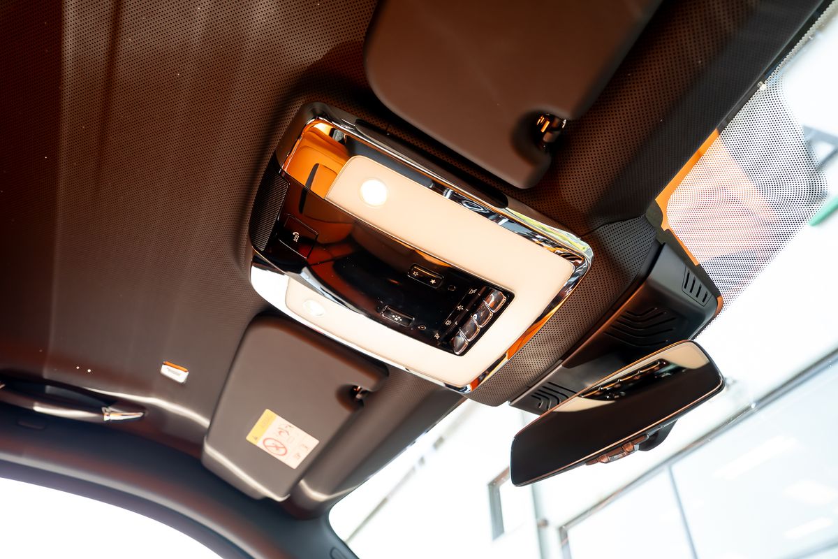 ROLLS ROYCE CULLINAN V12 V12