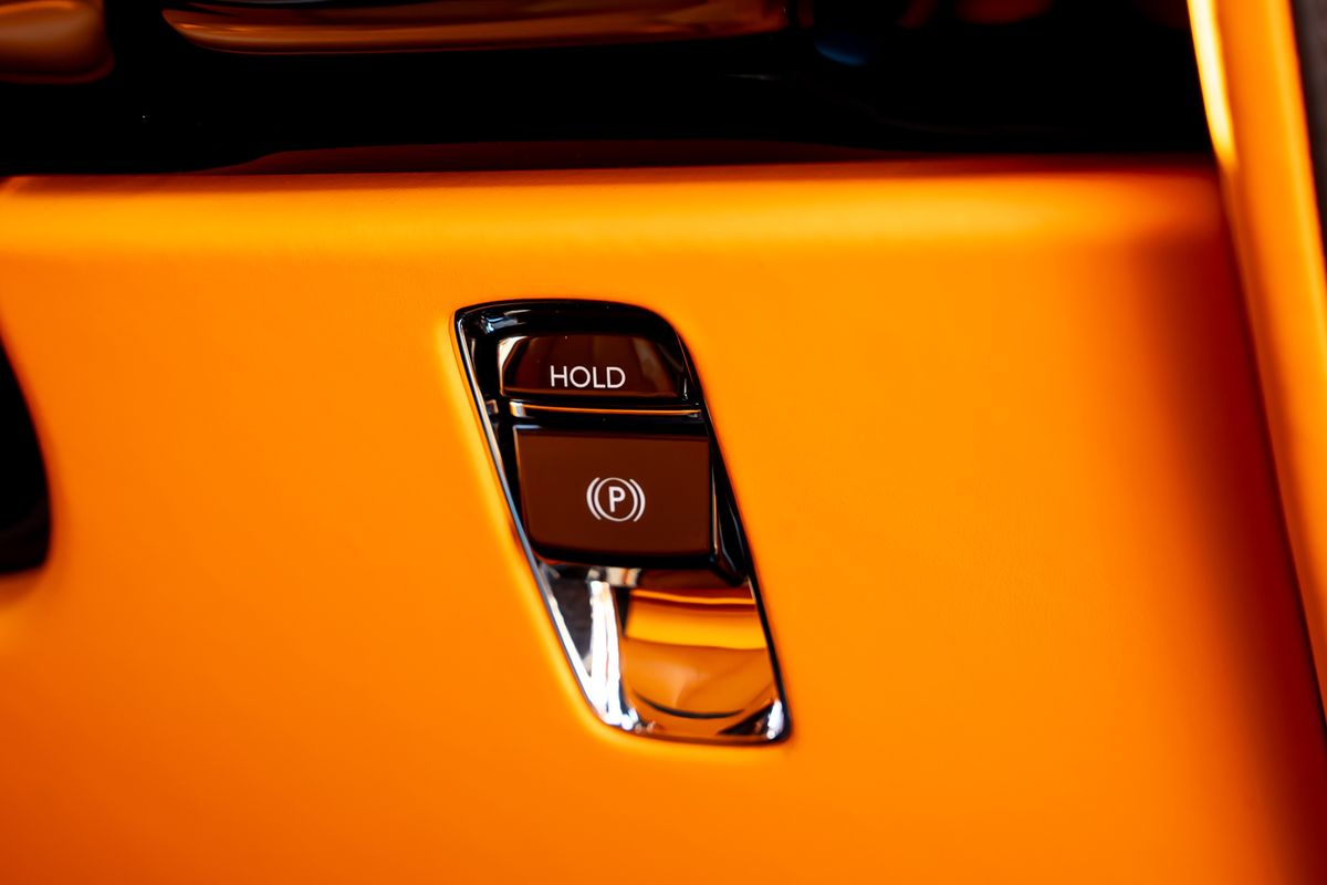 ROLLS ROYCE CULLINAN V12 V12