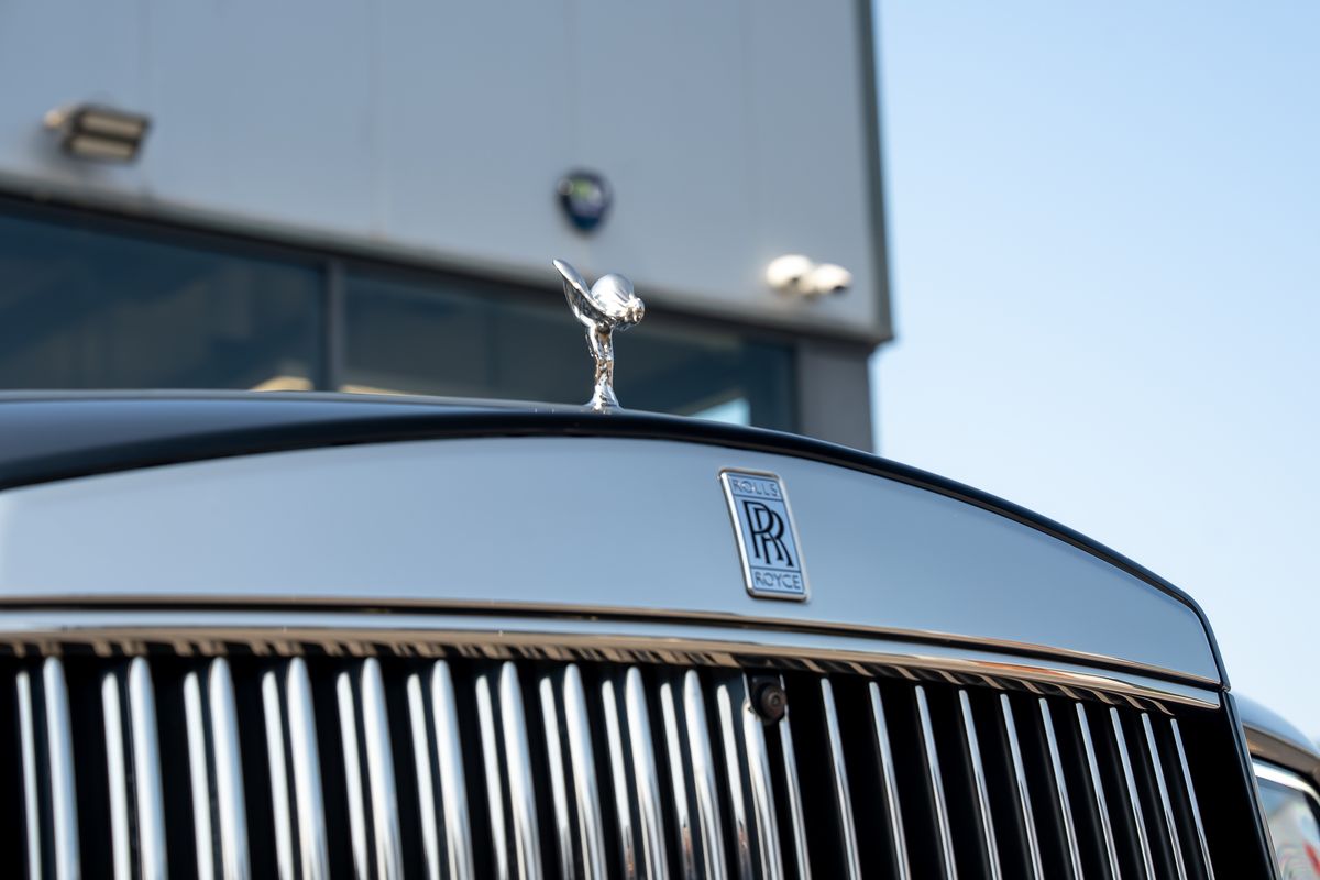 ROLLS ROYCE CULLINAN V12 V12