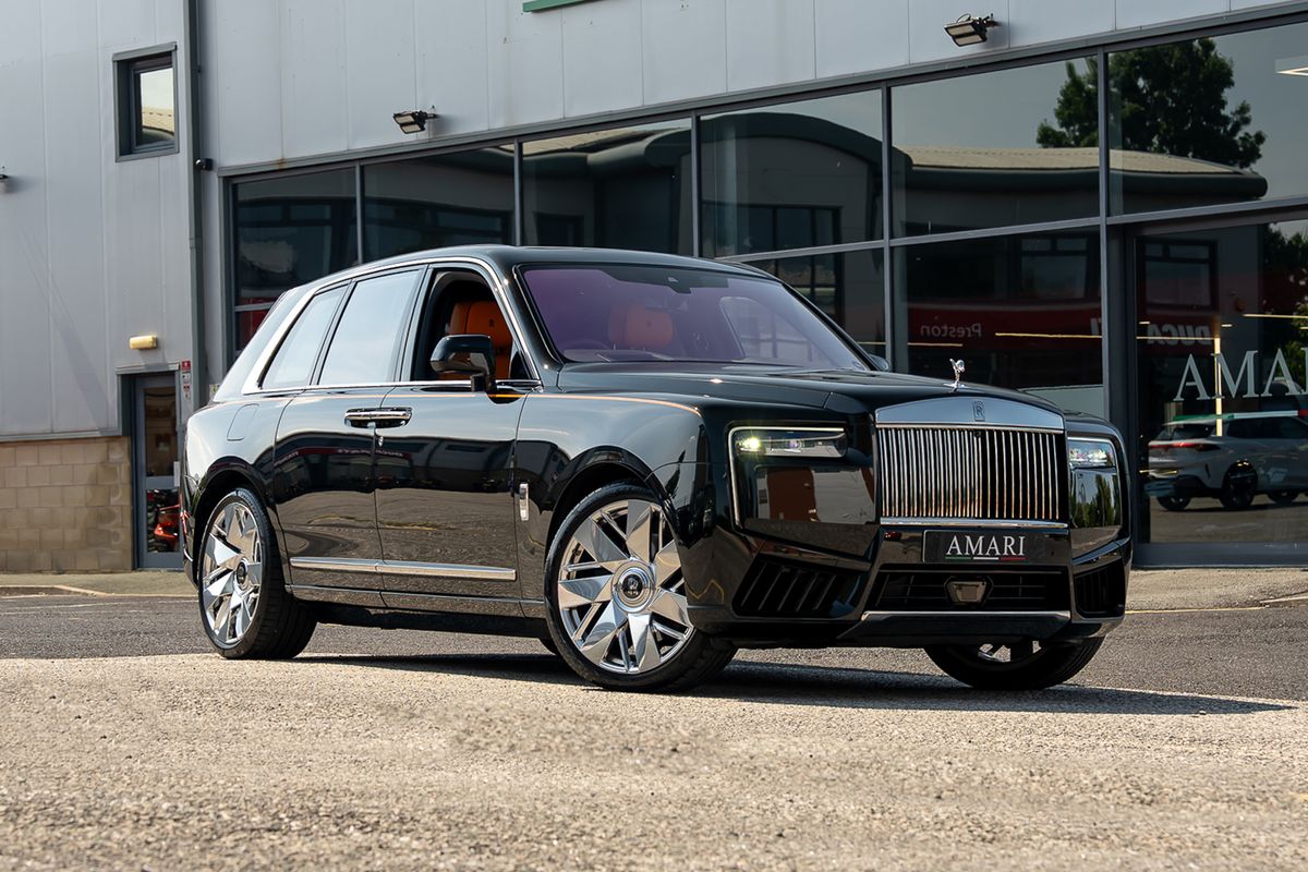 ROLLS ROYCE CULLINAN V12 V12
