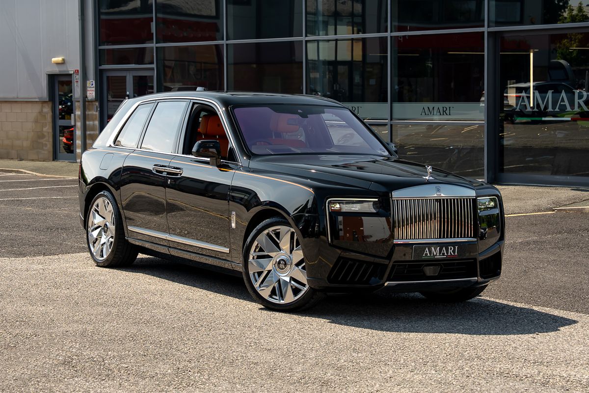 ROLLS ROYCE CULLINAN V12 V12