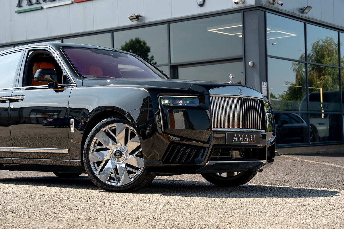 ROLLS ROYCE CULLINAN V12 V12