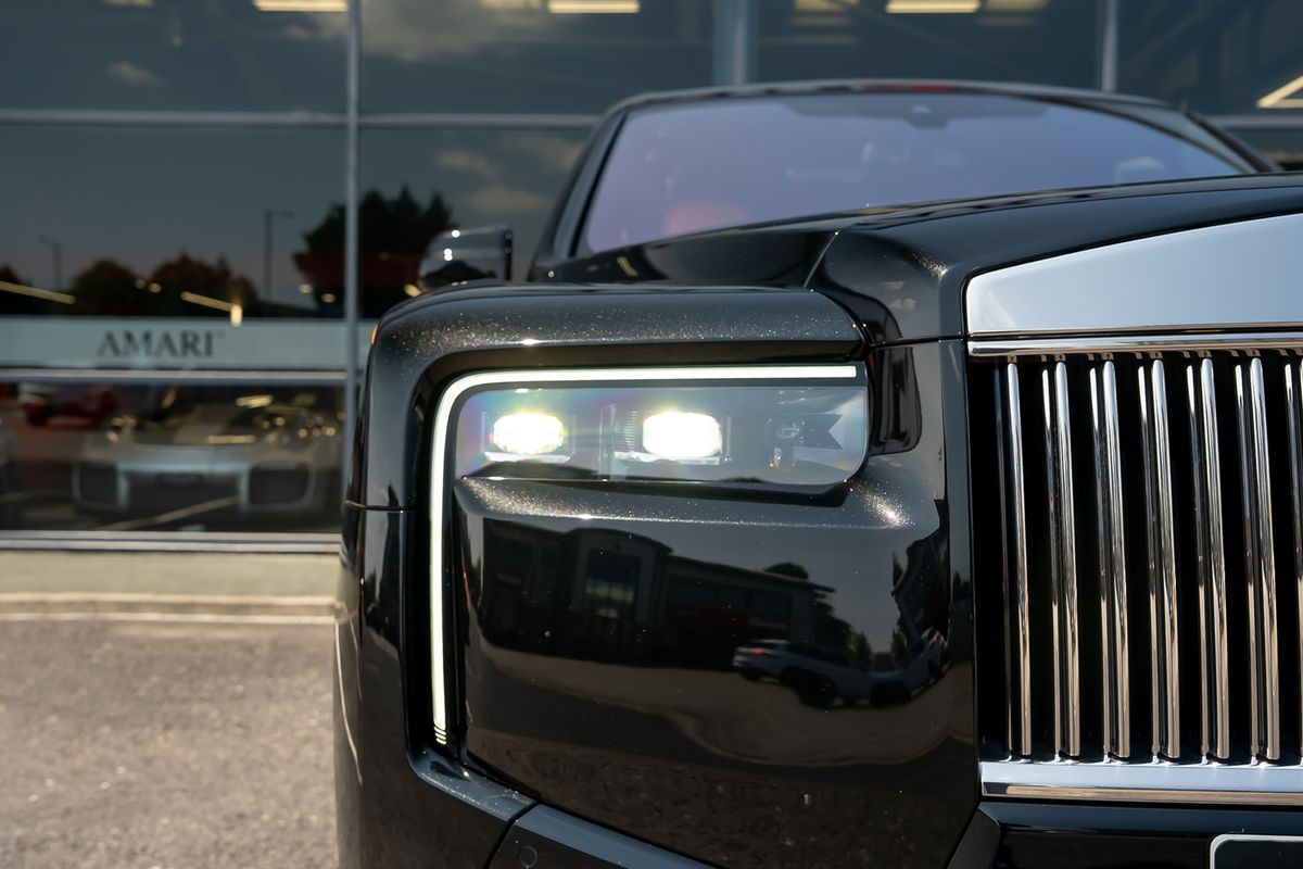 ROLLS ROYCE CULLINAN V12 V12