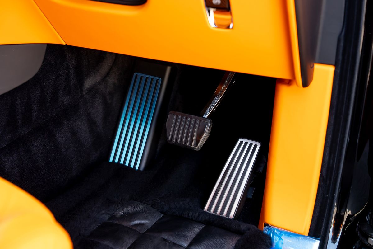 ROLLS ROYCE CULLINAN V12 V12