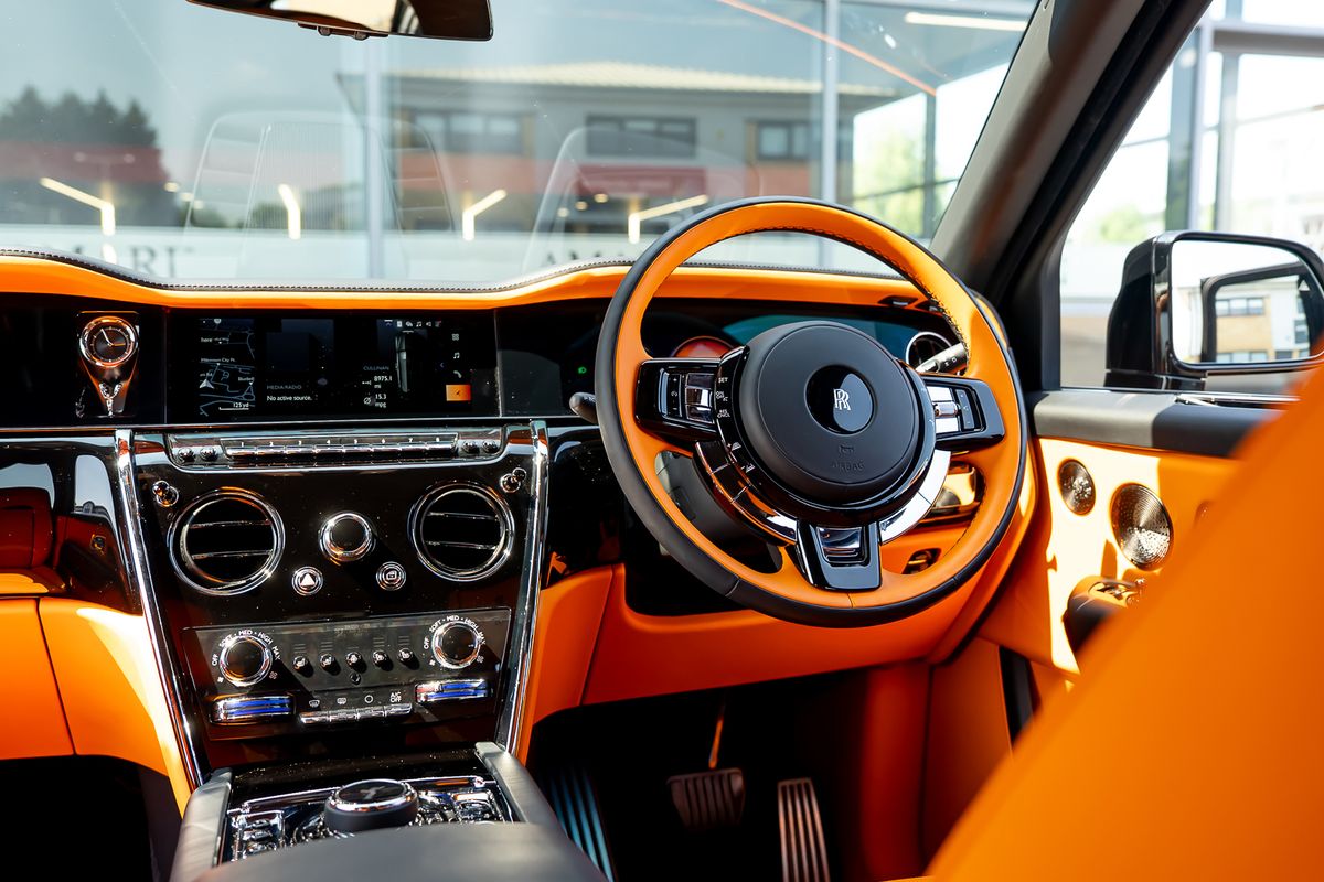 ROLLS ROYCE CULLINAN V12 V12