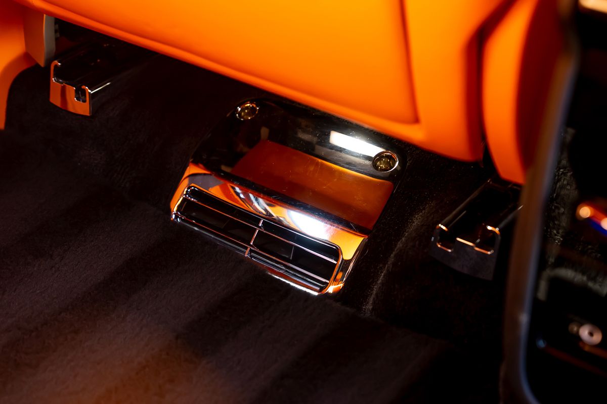 ROLLS ROYCE CULLINAN V12 V12