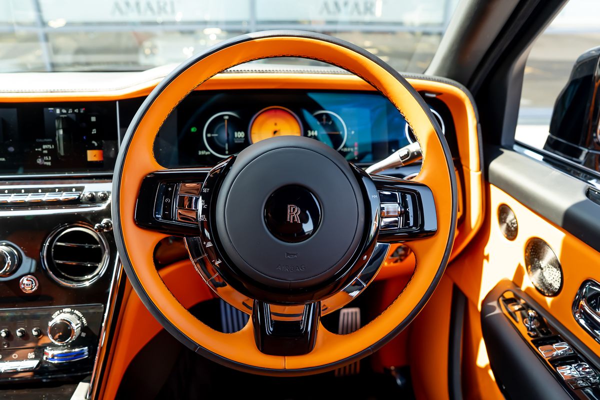 ROLLS ROYCE CULLINAN V12 V12