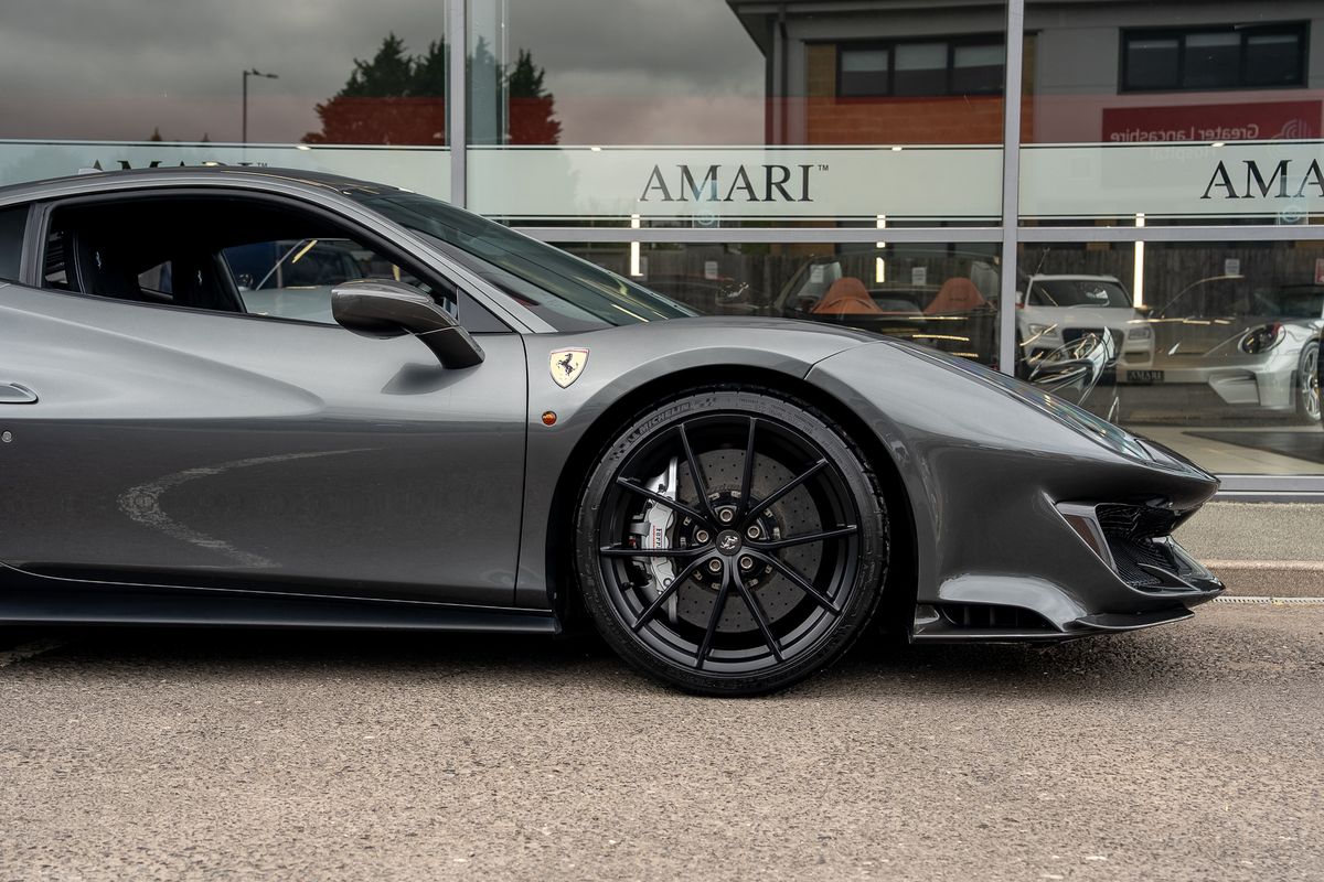FERRARI 488 PISTA COUPE 3.9 VS 2DR SEMI AUTO