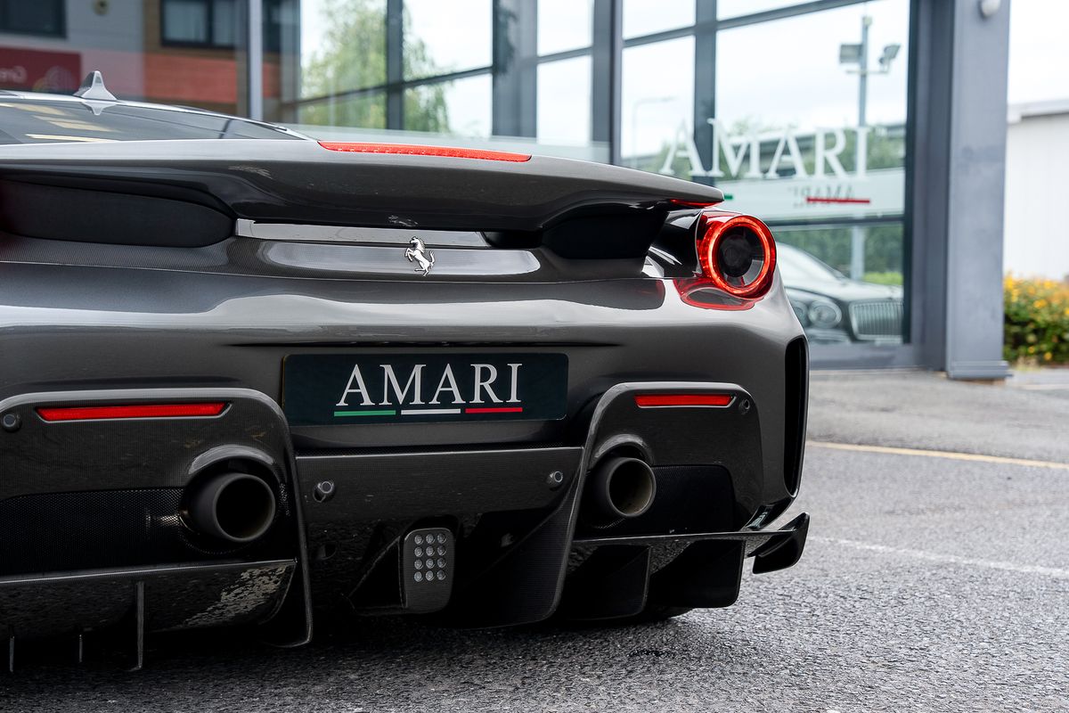 FERRARI 488 PISTA COUPE 3.9 VS 2DR SEMI AUTO