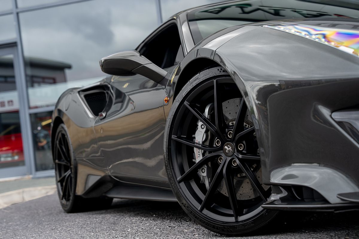 FERRARI 488 PISTA COUPE 3.9 VS 2DR SEMI AUTO