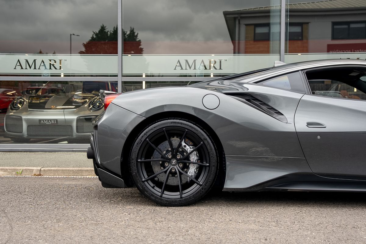 FERRARI 488 PISTA COUPE 3.9 VS 2DR SEMI AUTO