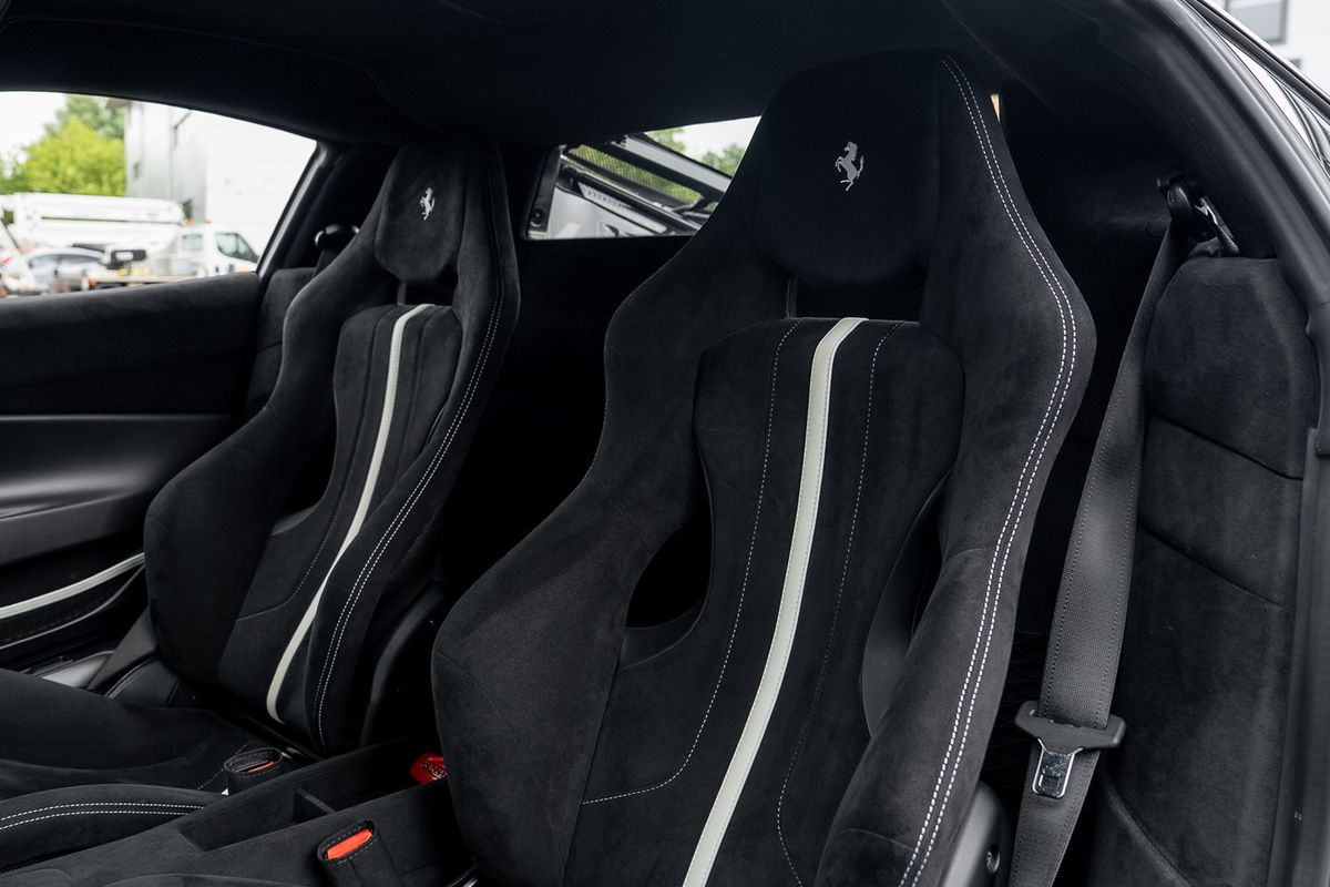 FERRARI 488 PISTA COUPE 3.9 VS 2DR SEMI AUTO