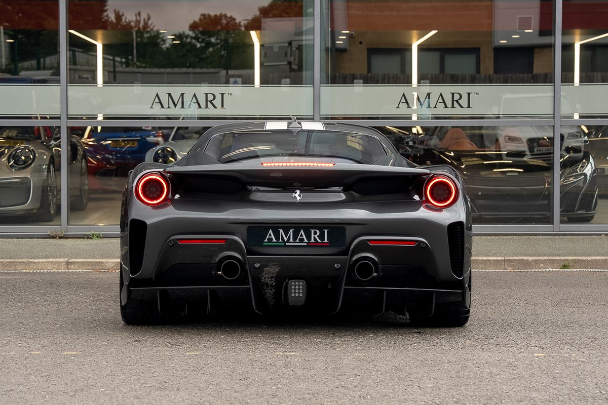 FERRARI 488 PISTA COUPE 3.9 VS 2DR SEMI AUTO