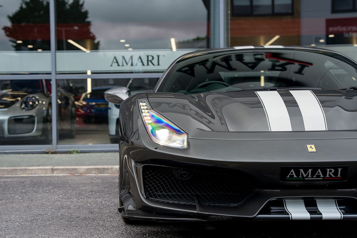 FERRARI 488 PISTA COUPE 3.9 VS 2DR SEMI AUTO