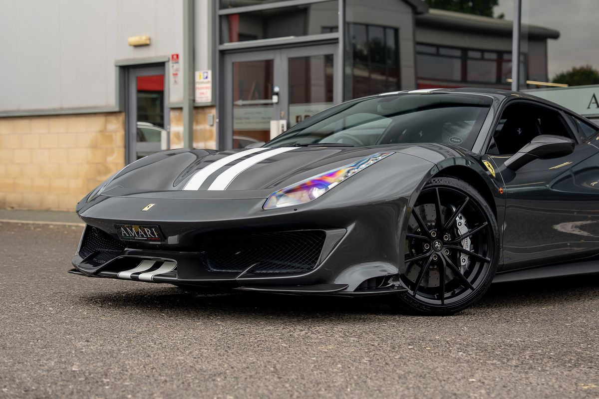 FERRARI 488 PISTA COUPE 3.9 VS 2DR SEMI AUTO