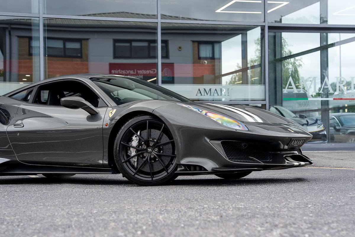 FERRARI 488 PISTA COUPE 3.9 VS 2DR SEMI AUTO