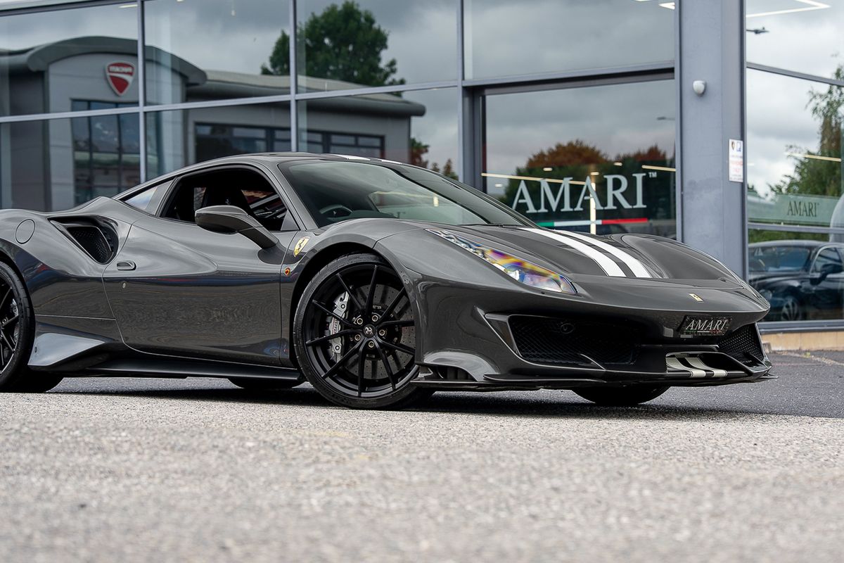 FERRARI 488 PISTA COUPE 3.9 VS 2DR SEMI AUTO