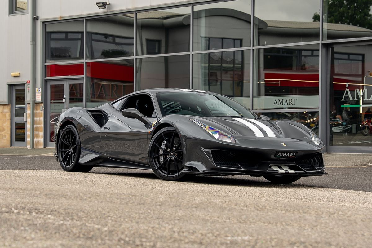 FERRARI 488 PISTA COUPE 3.9 VS 2DR SEMI AUTO