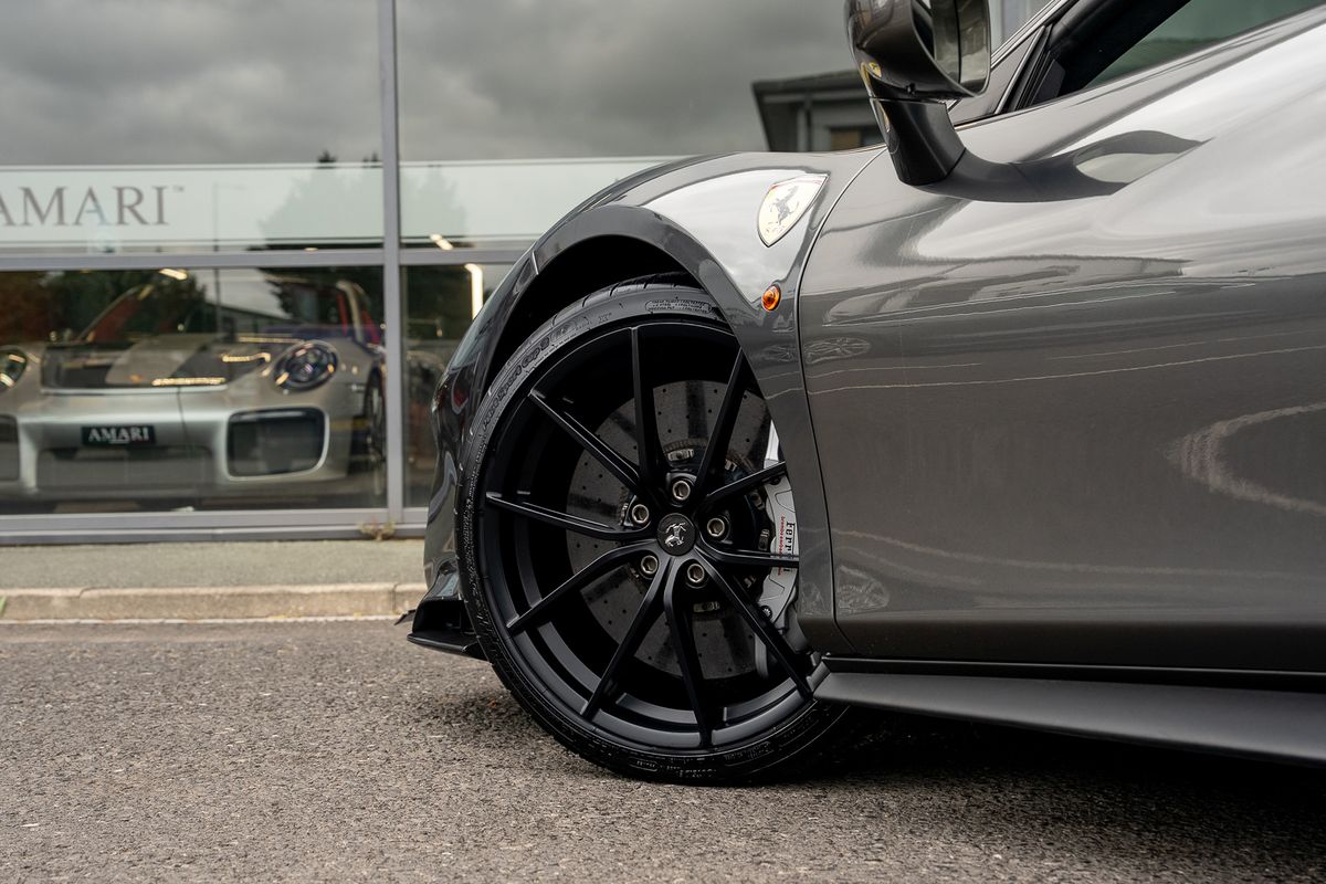 FERRARI 488 PISTA COUPE 3.9 VS 2DR SEMI AUTO