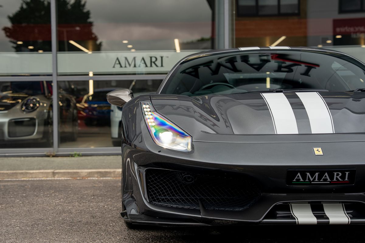 FERRARI 488 PISTA COUPE 3.9 VS 2DR SEMI AUTO
