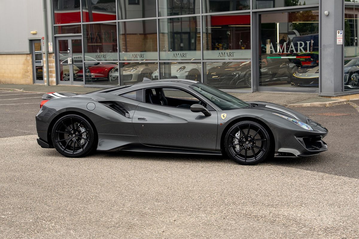 FERRARI 488 PISTA COUPE 3.9 VS 2DR SEMI AUTO