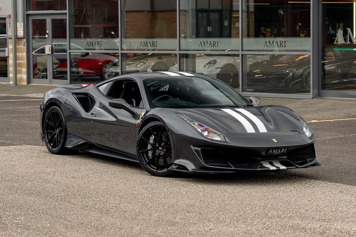 FERRARI 488 PISTA COUPE 3.9 VS 2DR SEMI AUTO