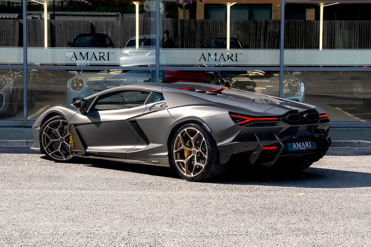 LAMBORGHINI REVUELTO PHEV S-A
