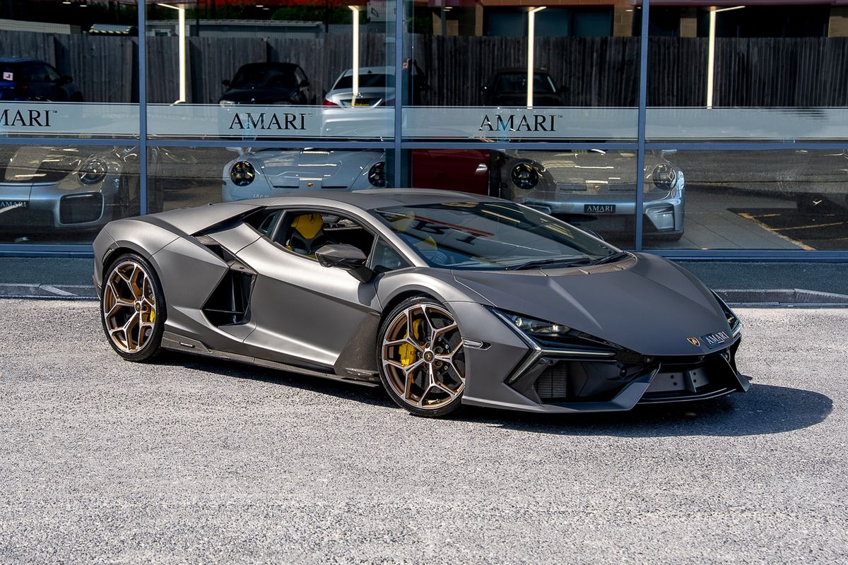 LAMBORGHINI REVUELTO PHEV S-A