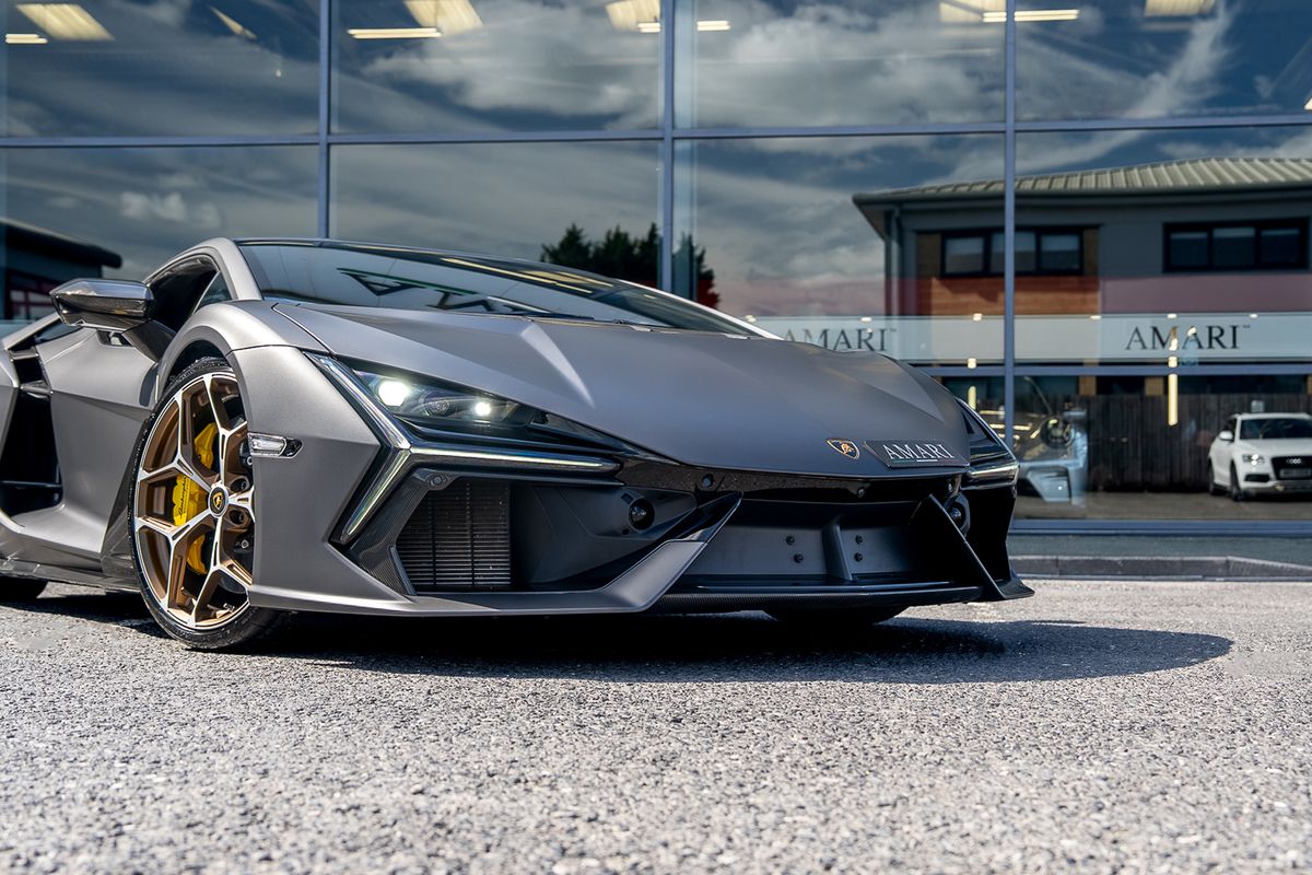 LAMBORGHINI REVUELTO PHEV S-A