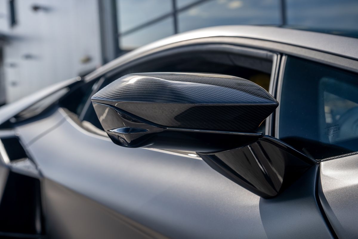 LAMBORGHINI REVUELTO PHEV S-A