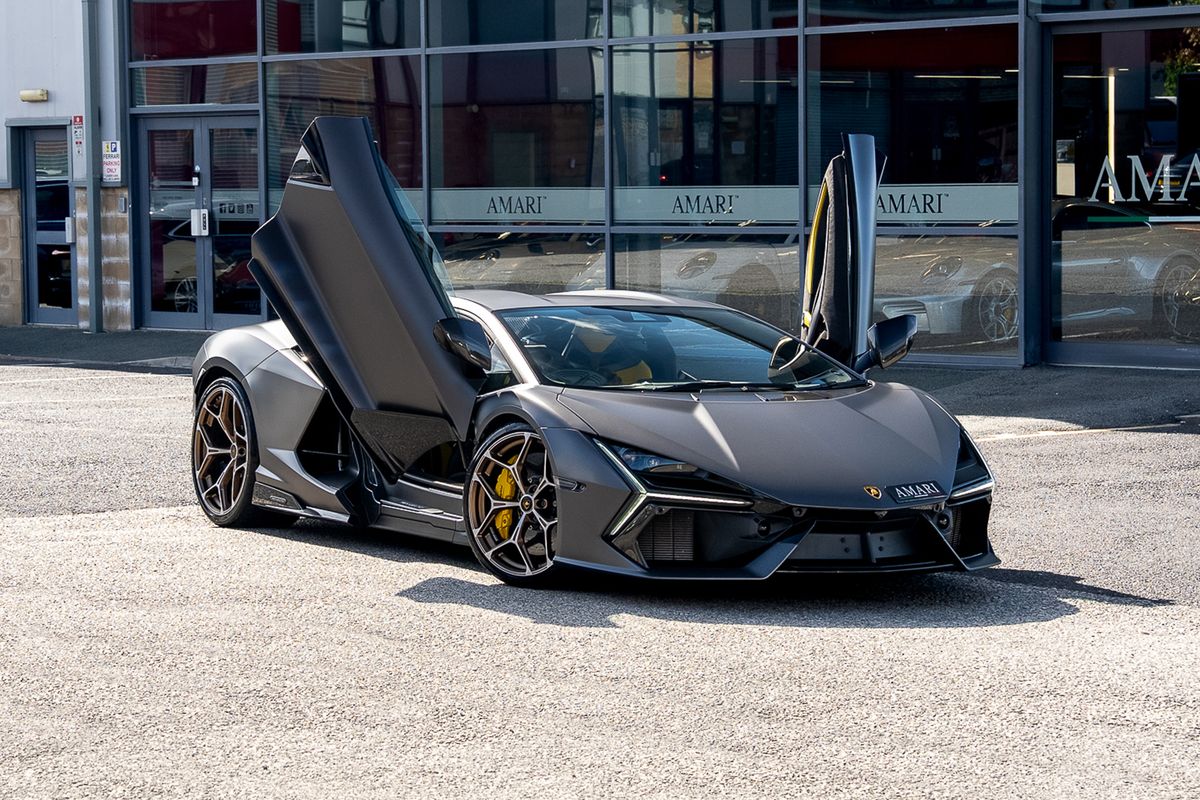 LAMBORGHINI REVUELTO PHEV S-A