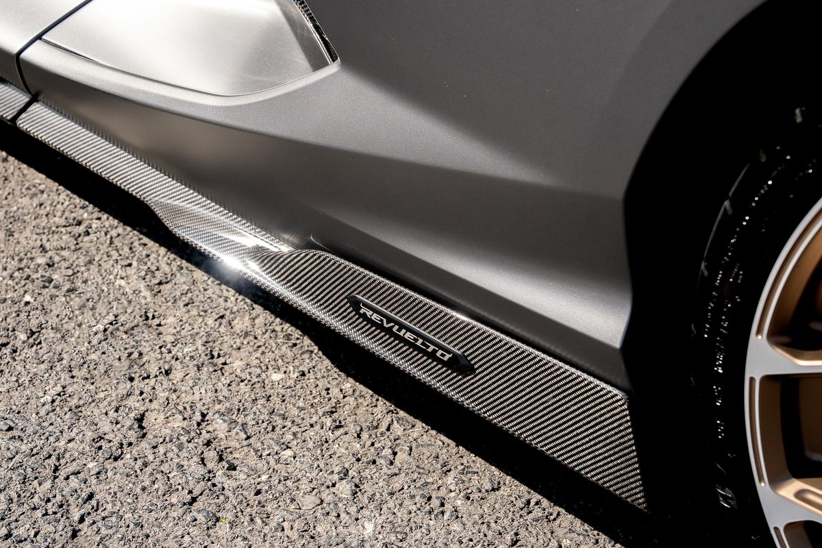 LAMBORGHINI REVUELTO PHEV S-A
